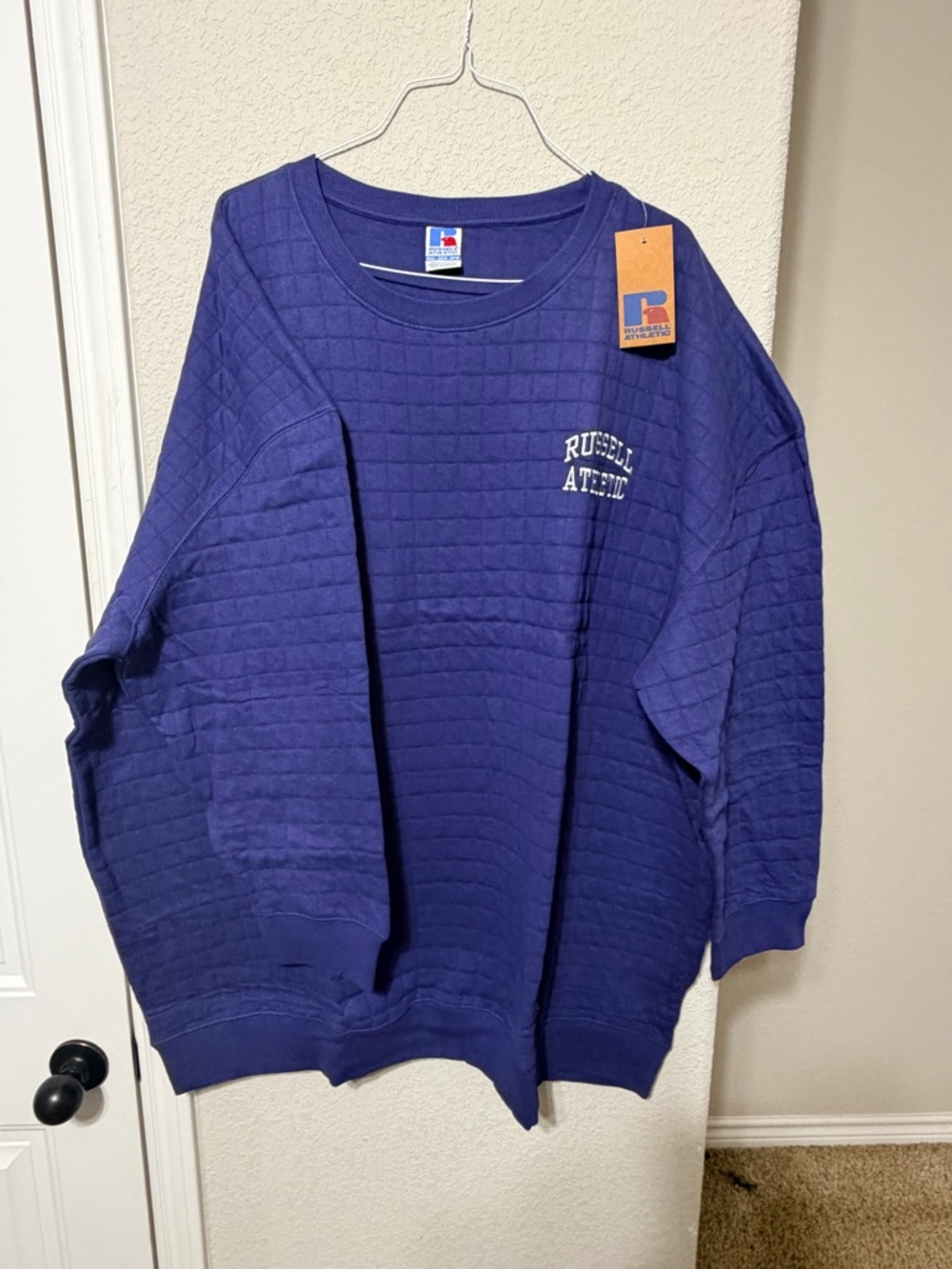 Russell Athletic Men’s Quilted Crewneck Sweatshirt - DARK Blue